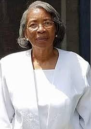 Maxine Austin's Instagram, Twitter & Facebook