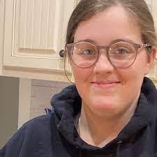 Lorna Bowles's Instagram, Twitter & Facebook