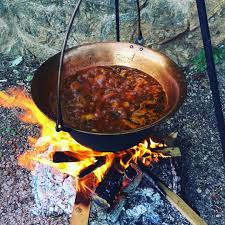 21 Ungarische Gerichte Die Du Einmal Im Leben Probiert Haben Musst Ungarische Rezepte Ungarische Gerichte Gulasch Rezepte
