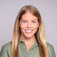 Emily Funk's Instagram, Twitter & Facebook