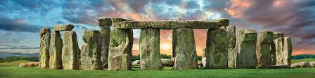 I designed the characters by drawing on paper and then converting the drawing to a vector image using graphics software. Creation 2020 Volume 42 Issue 2 Stunning Stonehenge