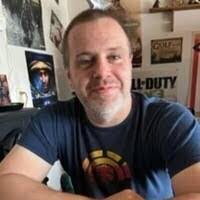 Brent Michael's Instagram, Twitter & Facebook