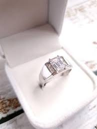 Cincin berlian, cincin emas, cincin kawin, cincin nikah, cincin palladium, cincin demikian pula, lelaki pelamar tidak boleh memakaikannya di tangan wanita tunangannya karena wanita. Men Ring Prince White Original 925 Sterling Silver Cincin Lelaki Men S Fashion Accessories Others On Carousell