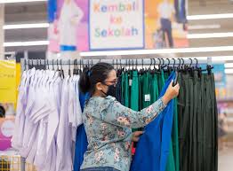 Hal ini telah diatur dalam peraturan menteri keuangan (pmk) nomor 203/pmk.04/2017 tentang ketentuan ekspor dan impor barang yang dibawa oleh penumpang dan. Tesco Lancar Kempen Kembali Ke Sekolah