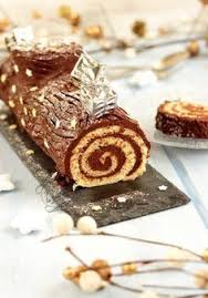 Buche De Noel Roulee Traditionnelle Au Chocolat Facile Et Rapide Dessert Noel Facile Recette Dessert Noel Buche De Noel Traditionnelle