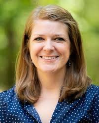 Danielle Maurer's Instagram, Twitter & Facebook