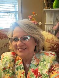 A great opportunity to learn if you live in Middle Tennessee. Jeff and  Tomoko have over two decades of experience and are a wealth of knowledge.  They manage over 700 hives throughout