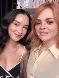 Em 2017, eu prestava vestibular pra jornalismo e sonhava em trabalhar em  uma redação de revista, igualzinho à @karolpinheiro. E puts, era muito  legal ter ela como inspiração. Primeiro eu lia na ...