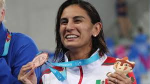 En 1987 la familia espinosa sánchez llegó a la paz , baja california sur proveniente de ciudad de méxico, con paola, de apenas nueve meses. Paola Espinosa Gana Bronce En Trampolin De Un Metro En Lima Noticieros Televisa