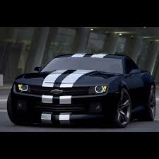 Black And White Camaro Nice Black Chevy Camaro With White Stripes Camaro Chevy Camaro Voiture Camaro