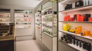 Best buy is a popular electronics company with branches in almost every city in the u.s and even in a few cities outside the country. Zalando M A C And More Zalando Beauty Station Opens In Style With Estee Lauder Zalando Corporate