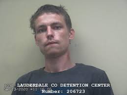 Florence man charged with assault in stabbing