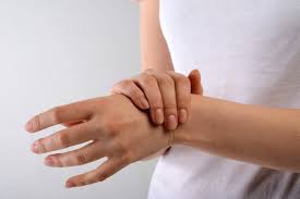 Ya itukan klo ibu melaporkan polisi, klo tidak kan tidak di penjara bu, ayolah saya akan memuaskan ibu dan saya janji gak akan menyakiti ibu. Gambar Tangan Manusia Beserta Fungsi Setiap Bagiannya Hello Sehat