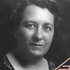 Episode 122: Belle Moskowitz — She Builds Podcast