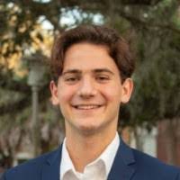 Jennifer Bloomquist's Instagram, Twitter & Facebook