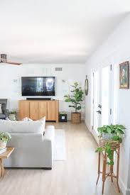 Usted decide la forma de pago que más le convenga en efectivo, por transferencia o en cuotas. Family Room Refresh With Room Board Metro Sofa Review 1111 Light Lane