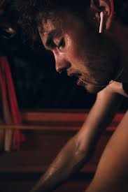 RUN/MOVE: Theo Clarke