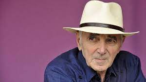 Einzelausgabe des bekannten chansons 'tu te laisses aller' von charles aznavour für gesang und klavier mit den akkordsymbolen. Charles Aznavour French Singing Star Dies At 94 Bbc News