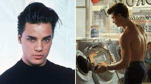 Nick kamen, iconic '80s model who starred in levi's 'launderette' commercial and later became madonna's protégé, dies at 59. Kbwtlw6lwq2kgm