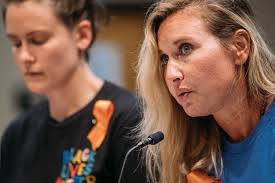 When Dr. Suzanne Tanner-Bertrand starts doing pull-ups, the rest of the  room takes notice