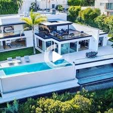 Jovial Studios La Californie A Son Meilleur Est Pour L Inscription En 2020 Maison De Luxe Belle Maison Maisons Modernes De Luxe