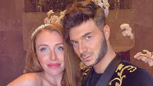 Meinen haaren wurde bei gntm geschädigt. Unter Tranen Sam Bereut Schwangerschafts Talk Um Georgina Promiflash De