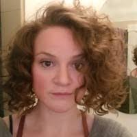 Sarah Hutsell's Instagram, Twitter & Facebook