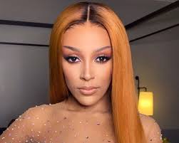 Amala ratna zandile dlamini (born october 21, 1995), known professionally as doja cat, is an american singer, rapper, songwriter, and record producer. Doja Cat Used A 12 Eye Shadow For Her Peachy Eye Look At The Bbmas