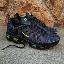 Nike Air Max Plus Tn Black Camo Neon Size Man Precio 15990 Spain Envios Gratis A Partir De 99 Www Loversneakers Com Nike Air Max Plus Nike Nike Air Max