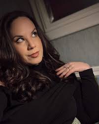 When you know your worth, everything changes❤️