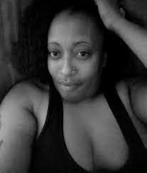 Lela Gardner's Instagram, Twitter & Facebook