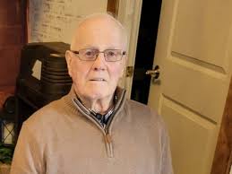 Roger Wayne Roth Obituary (1939