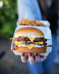 Carl S Jr On Twitter This Leftover Turkey So We Ve Made Up Our Own Holiday After The Holiday It S Called Cravesgiving To Celebrate Leave A Comment And We May Send You A Gift Card