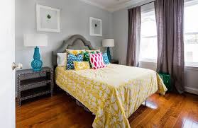 I actually tried to do yellow/gray in one of our guest bedrooms, but it didn't quite work out. Stylish Gray Yellow Bedroom Designs Designing Idea