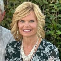 Sally Mefford's Instagram, Twitter & Facebook