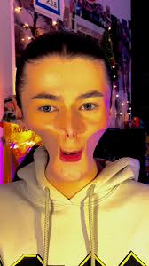 Replying to @heaven✧ partie 2 de moi qui cosplay michael jackson #makeup  #pourtoi #humour