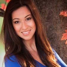 Liz Schmidt (@lizign)