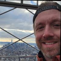 Thomas Flewelling's Instagram, Twitter & Facebook