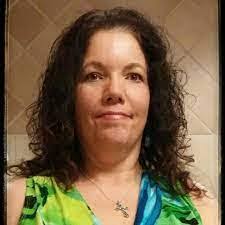 Danielle Waldrup's Instagram, Twitter & Facebook