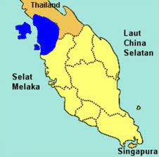 Menurut salim nabijan dalam tulisan beliau yang bertajuk sejarah pembinaan jalan keretapi negeri kedah , kelewatan ini disebabkan oleh faktor kelambatan negeri kedah bernaung di bawah kerajaan inggeris di tanah melayu. Fakta Logik Akal Fikiran Kerajaan Melayu Purba