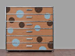 Genug vom anblick ihres öden kleiderschranks? Schrank Mit Wandtattoo Bekleben Tolle Ideen Und Tipps