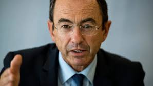 Notre-Dame-des-Landes : "Ce n'est pas le Premier ministre qui décidera,  c'est Jupiter", lance Bruno Retailleau