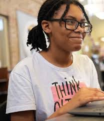 Julie Wimmer's Instagram, Twitter & Facebook