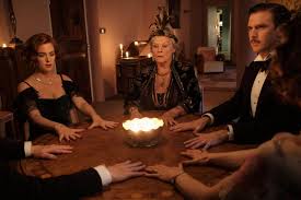 Dan stevens, leslie mann, isla fisher and others. Blithe Spirit Is A Frantically Paced Film With Many Inconsistencies
