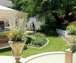 See pictures of these mosquito repellent plants. 4 Creative Garden Design Ideas