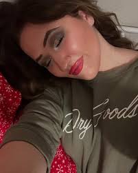 Madelyn Baum-Bogowith