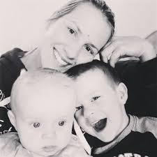 Erin Appleton (@shes_apples82)