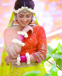 Pin On Floral Jewellery