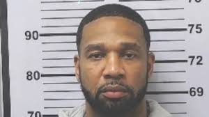 GRAPHIC: 2-year-old boy survives encounter with venomous rattlesnake