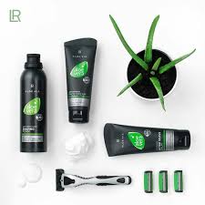Beyler Dikkat Lr Aloe Via Erkek Bakim Urunleri Ihtiyaciniz Olan Tum Bakimi Karsilayacak Aloe Vera Nin En Iyi Aloe Vera Face Cream Aloe Vera Care Aloe On Face